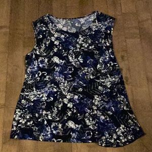 Sleeveless shirt size XL